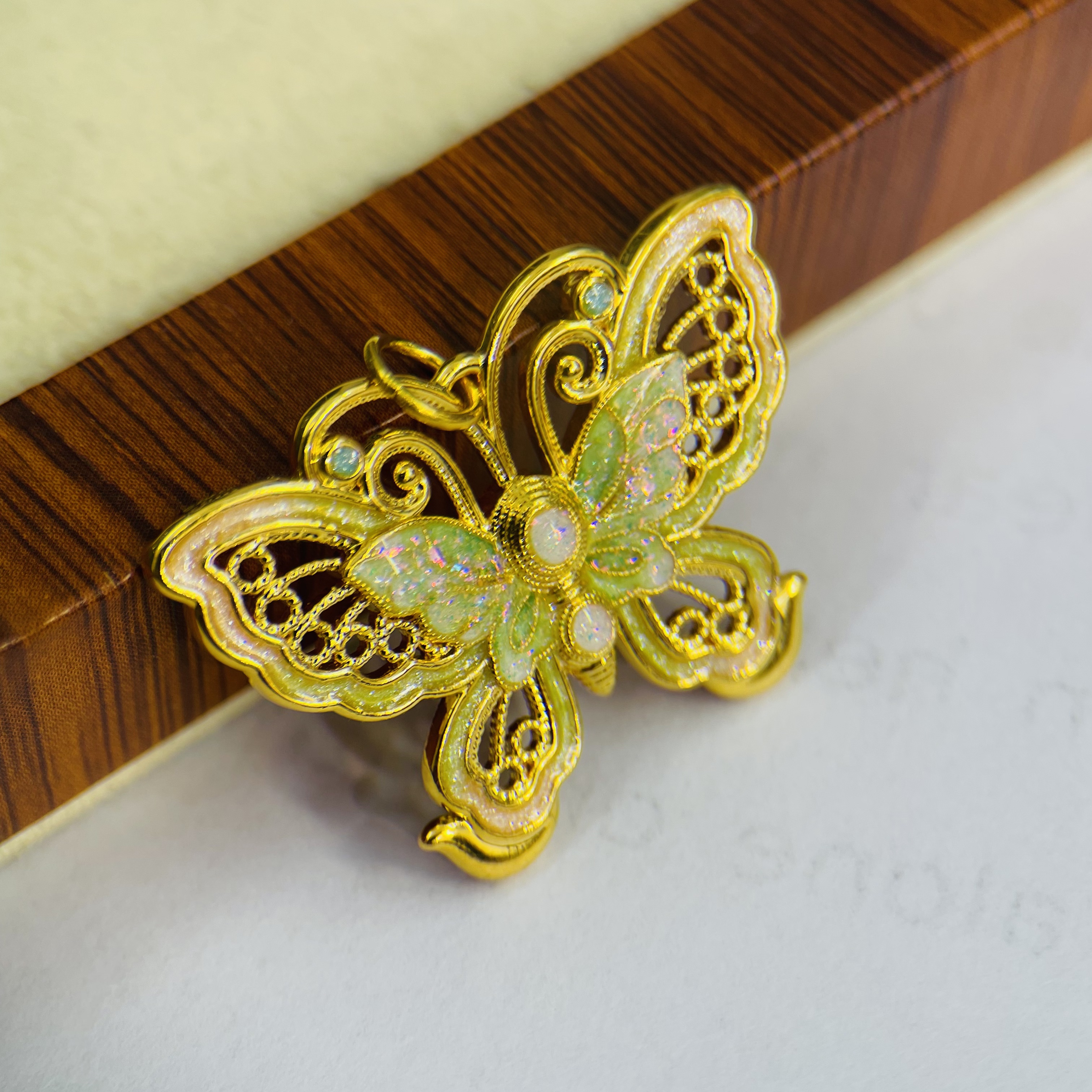 黄金足金999绿蝶飞DP3179-01550