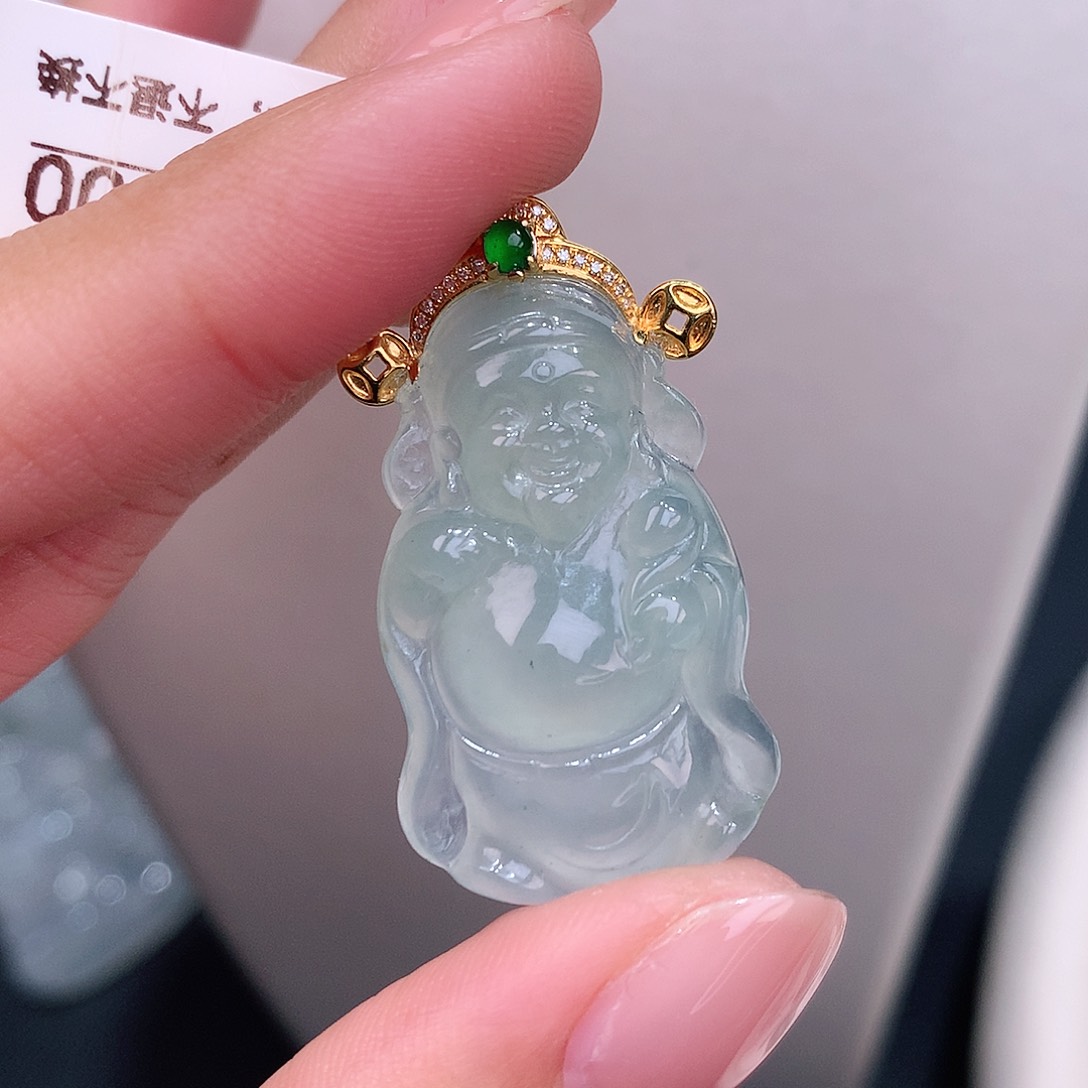 颈饰18K金镶嵌翡翠冰晴底财爷