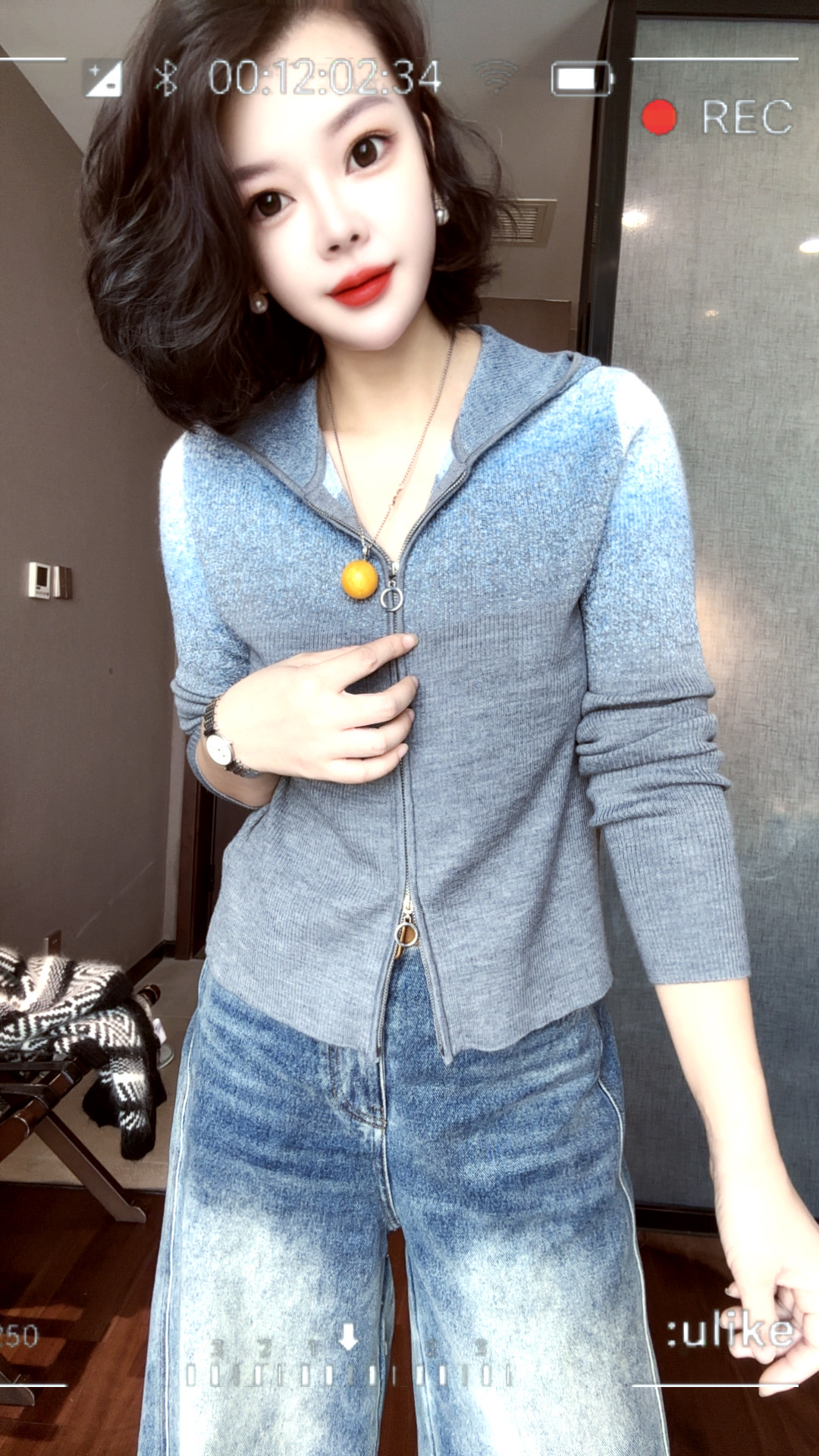 【小韩家】欧货2025冬新款设计感渐变色羊毛修身连帽开衫