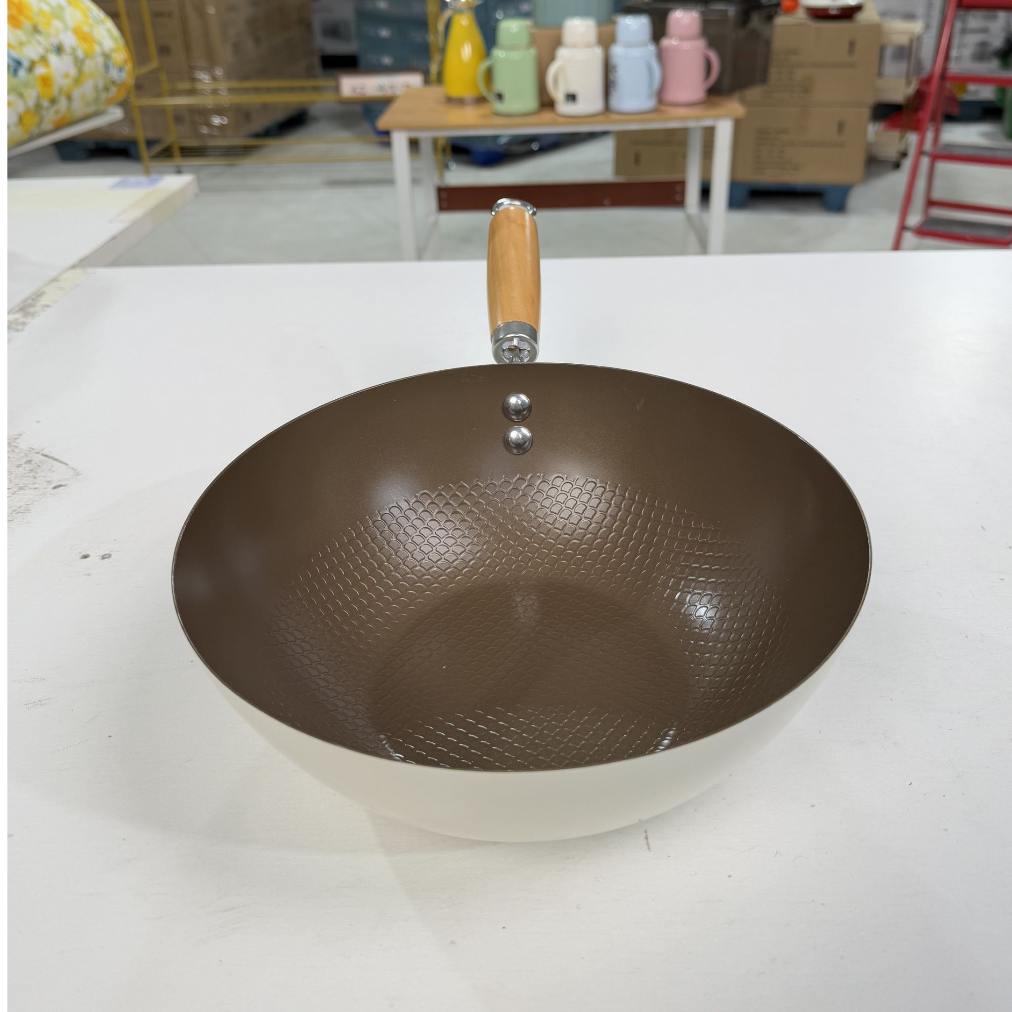 不粘锅炒锅家用不跑油聚油炒菜锅平底不沾锅电磁炉燃气灶用