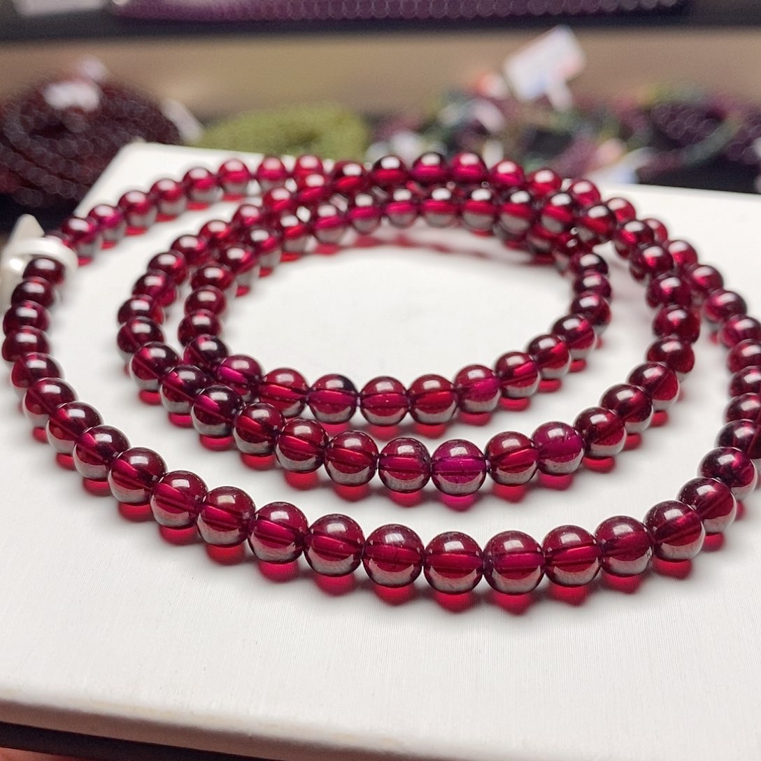 手链未镶嵌石榴石5.3mm偏玫红色酒红色