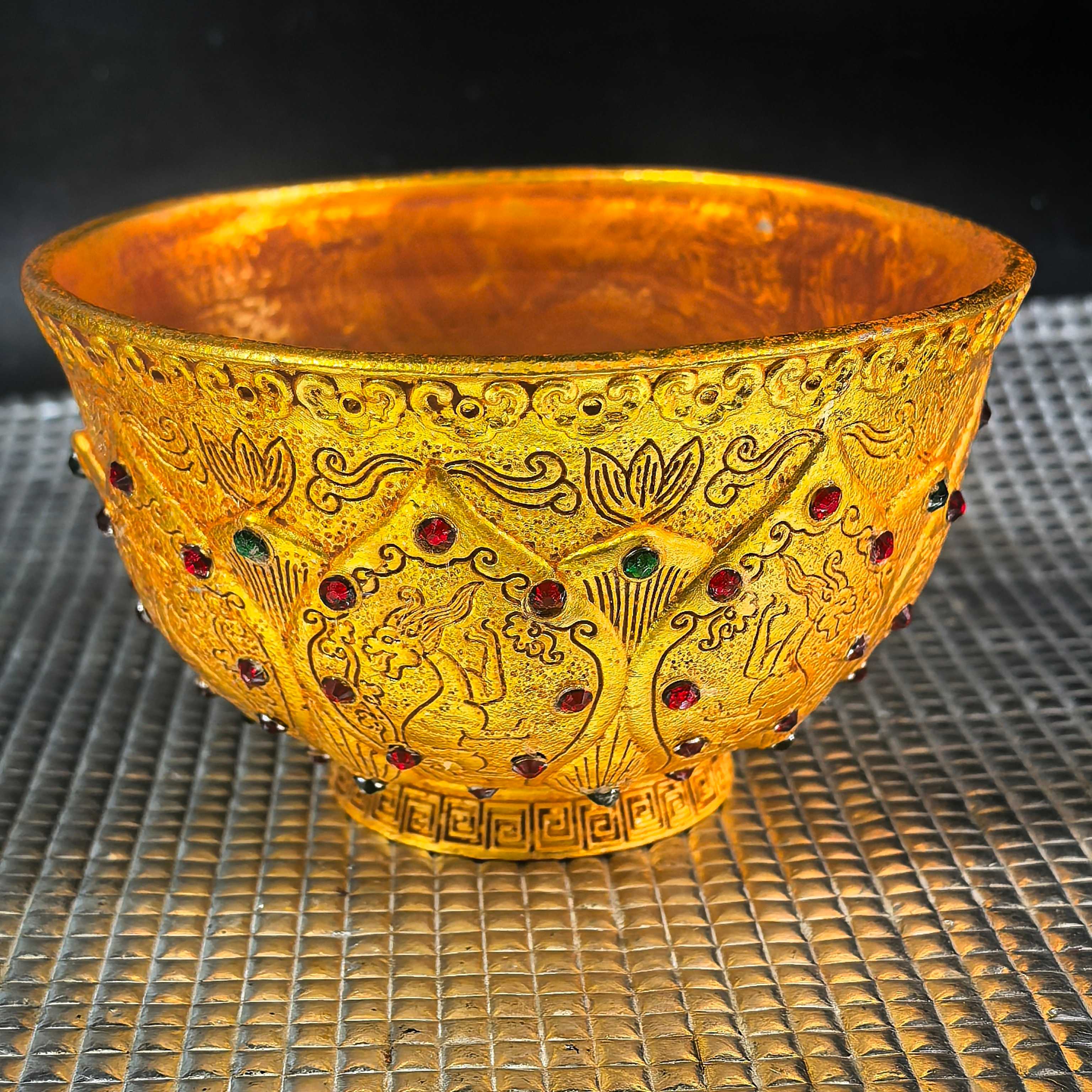 鎏金飞龙碗 摆件