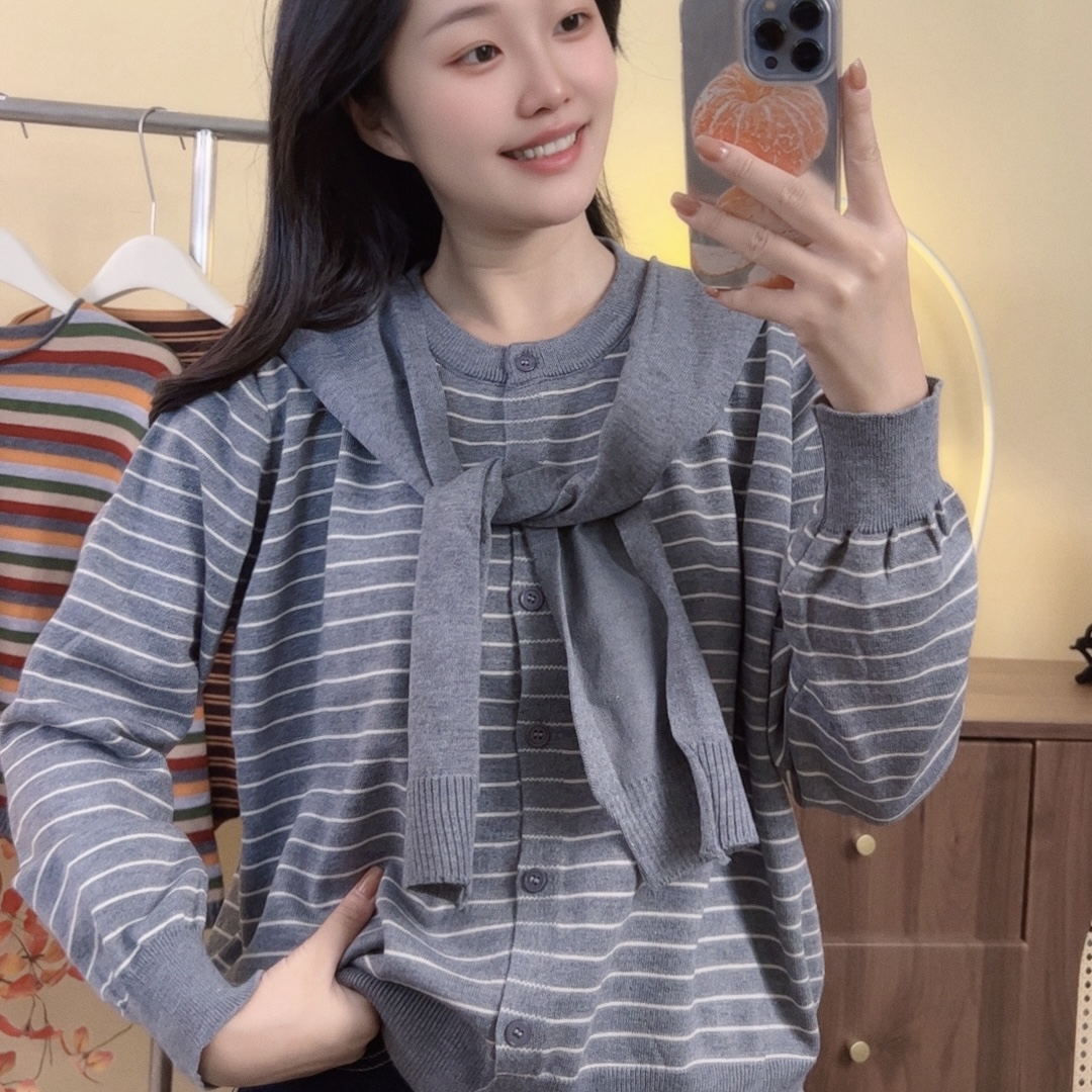 两件套！带披肩上衣女秋冬新款条纹毛衣百搭显瘦针织上衣Y0010灰