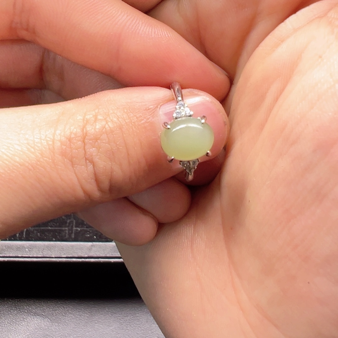 和田玉戒指未镶嵌