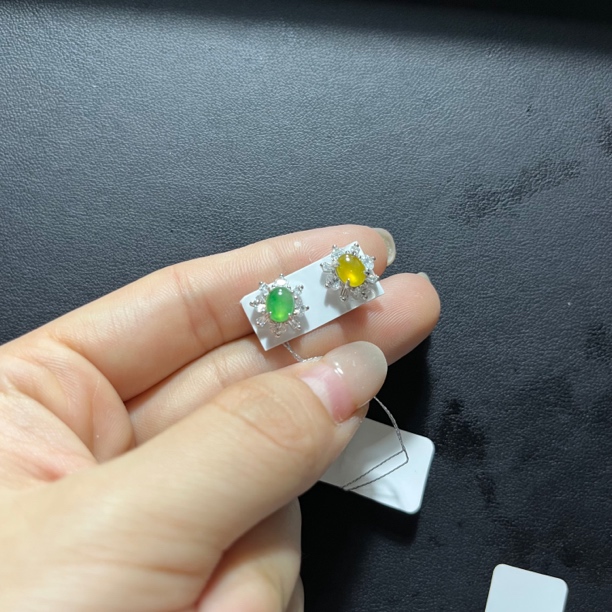 天然缅甸翡翠A货冰种起光AB色蛋面精美耳钉