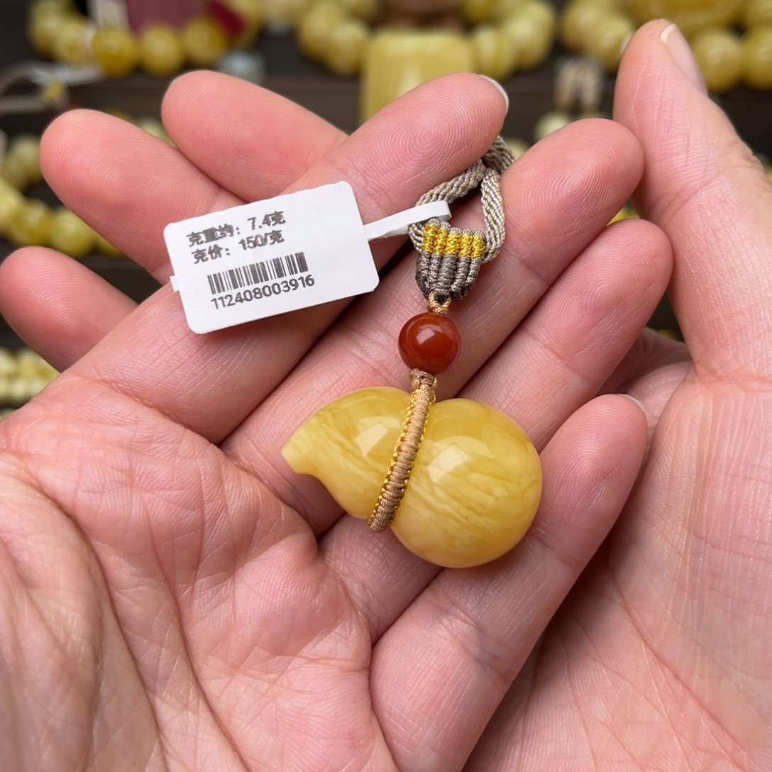 蜜蜡吊坠(不含链)未镶嵌冯*立体葫芦7.4克虎皮纹