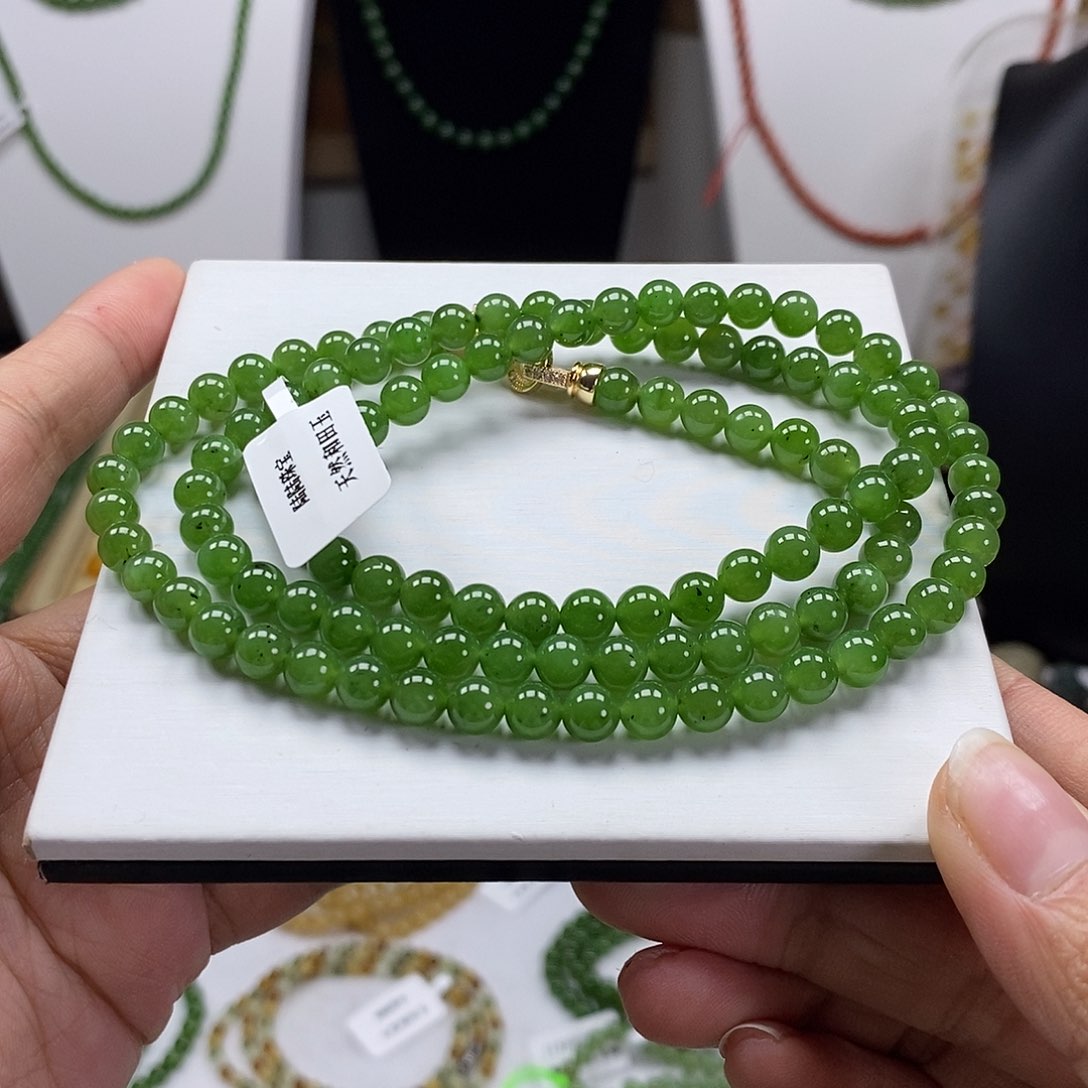 和田玉（碧玉）颈饰未镶嵌6mm阳绿