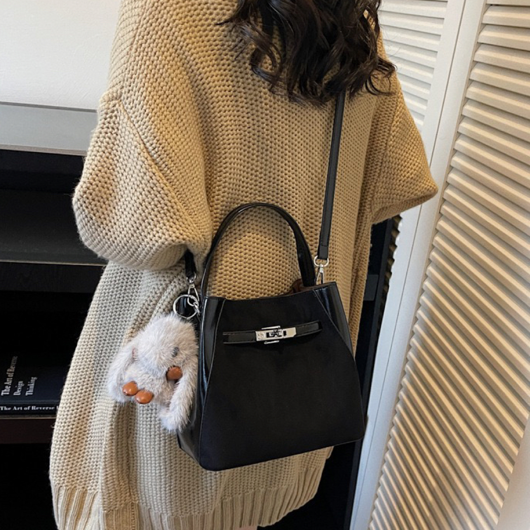 时尚气质高雅款小包