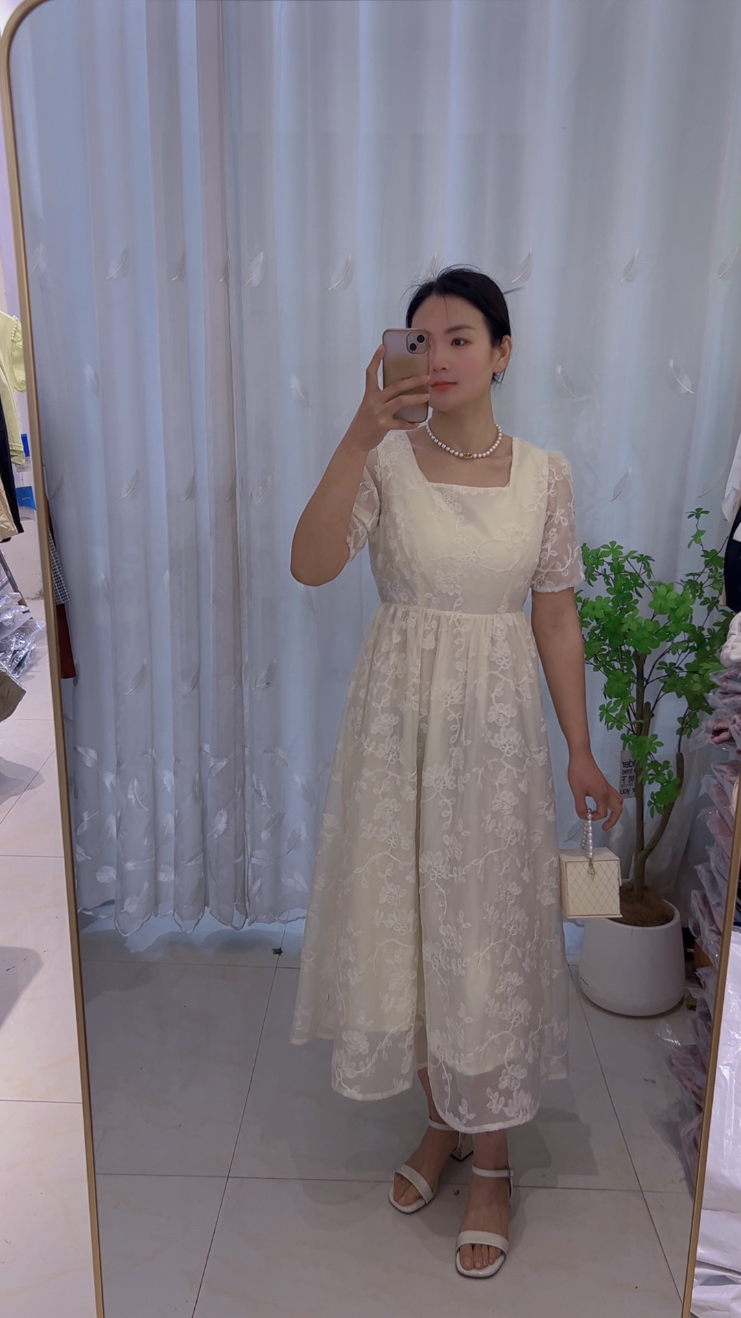 气质方领法式提花刺绣短袖连衣裙显瘦减龄高级感仙女裙