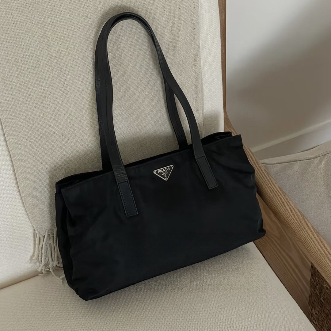 95新 Prada/普拉达 普拉达横版小托特