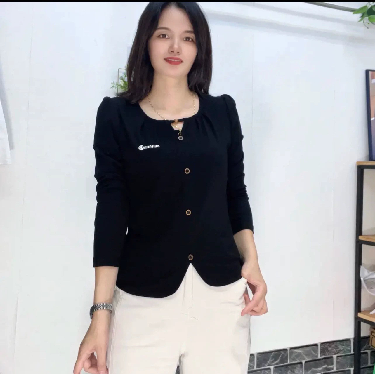 2503百搭字母修身T恤