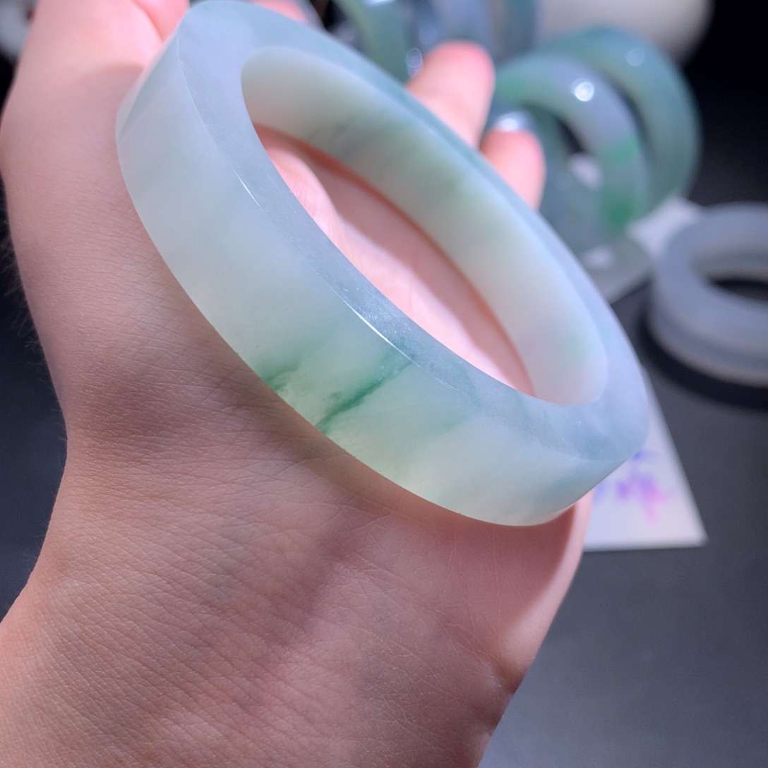 未镶嵌翡翠定制翡翠果冻飘花