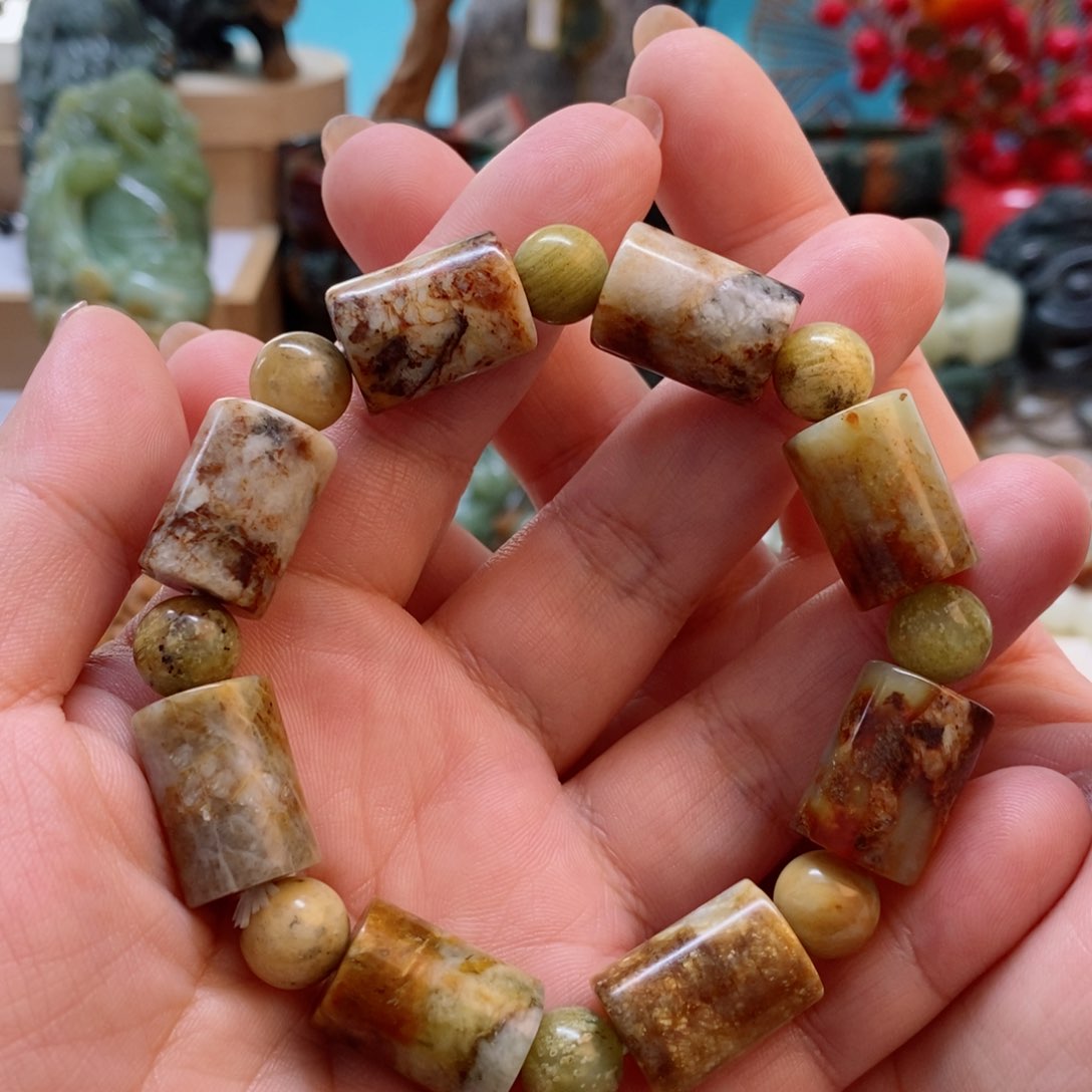 蛇纹石玉手串未镶嵌