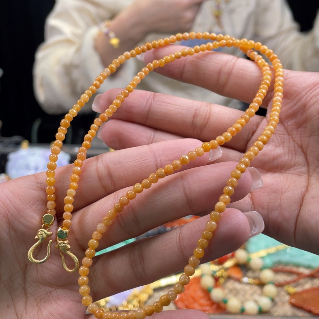 翡翠颈饰未镶嵌代编织