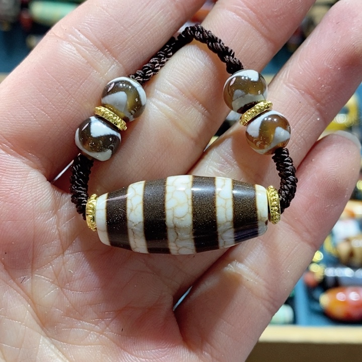 玛瑙/玉髓颈饰合金18