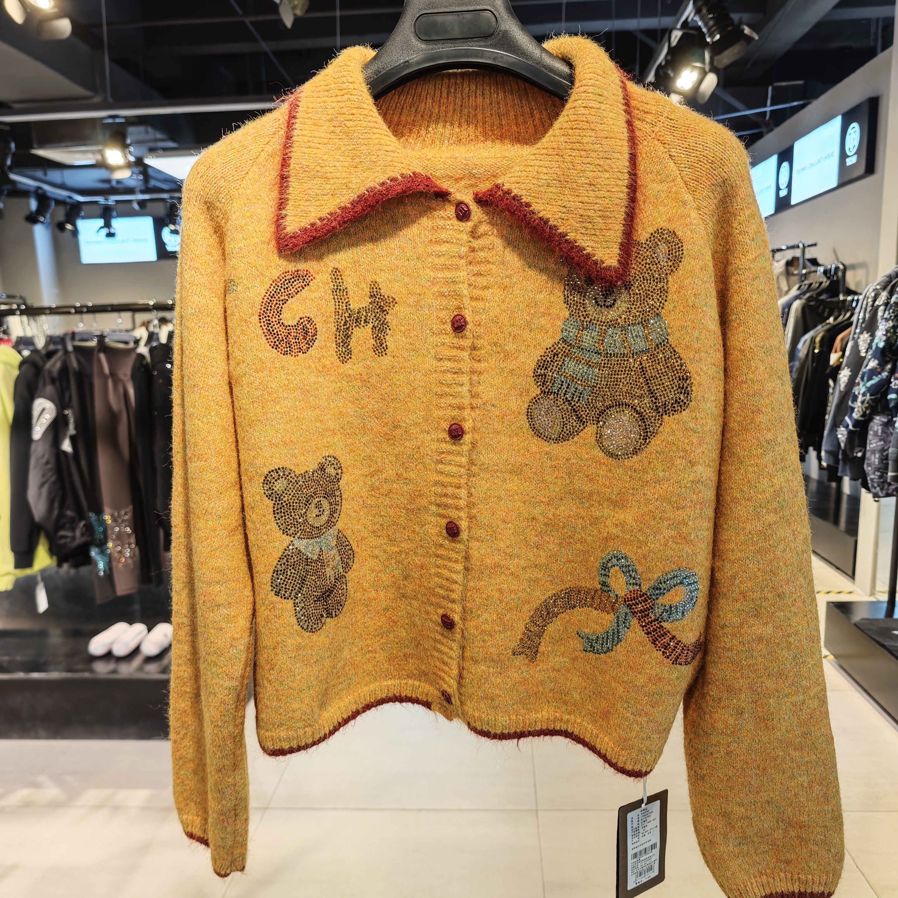 TCH【含绵羊毛】冬款宽松款时尚烫钻淑女黄色针织开衫T75D43E1030