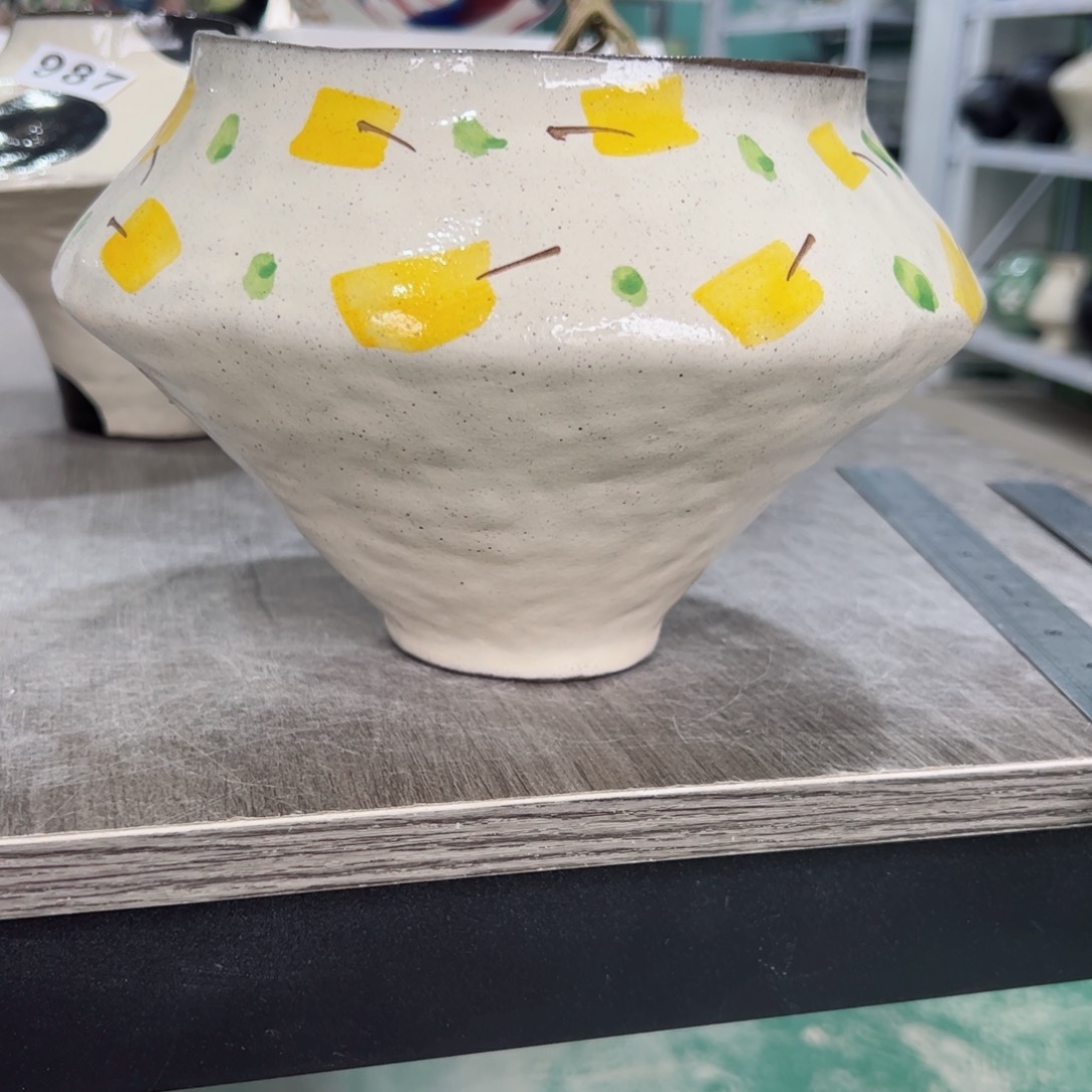 红陶口14高14有孔