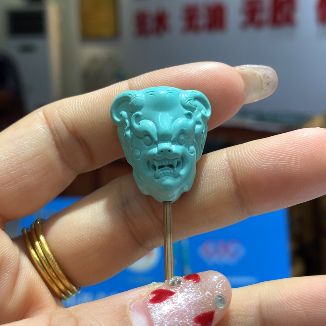 绿松石配饰未镶嵌