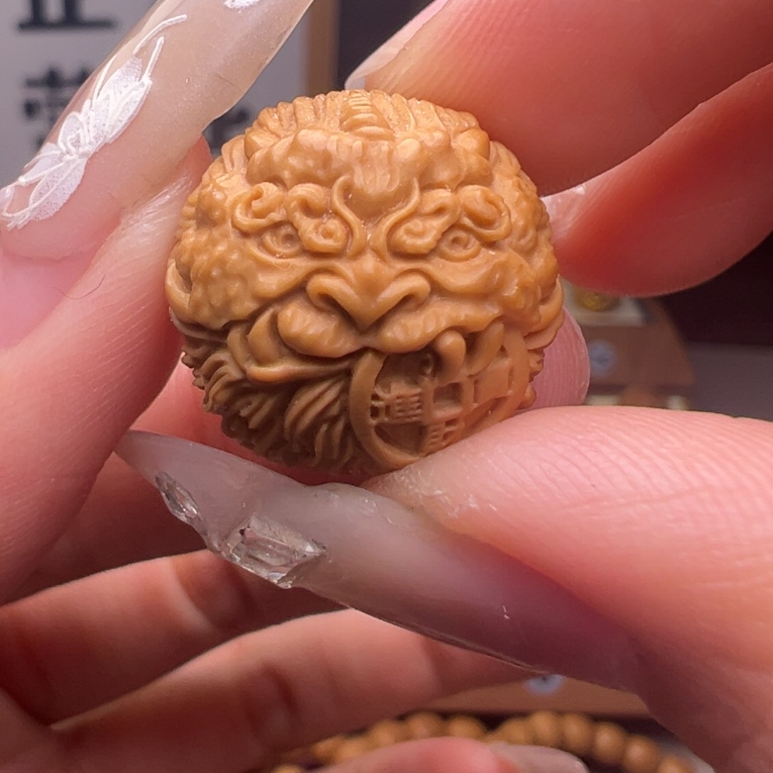 文玩核桃把件精修款吞金兽18左右尺寸全品他正常封口线