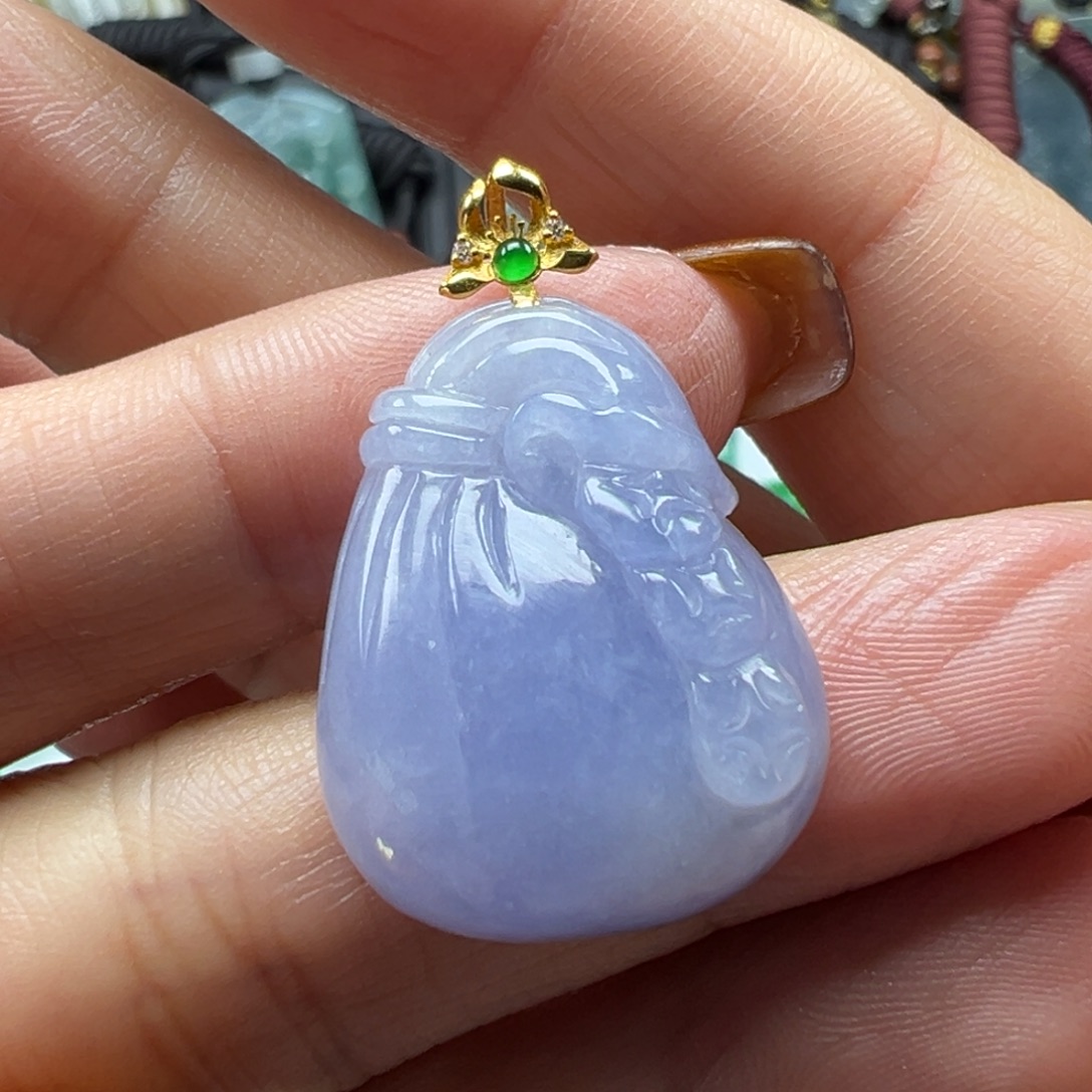 翡翠18K金镶嵌颈饰钱袋