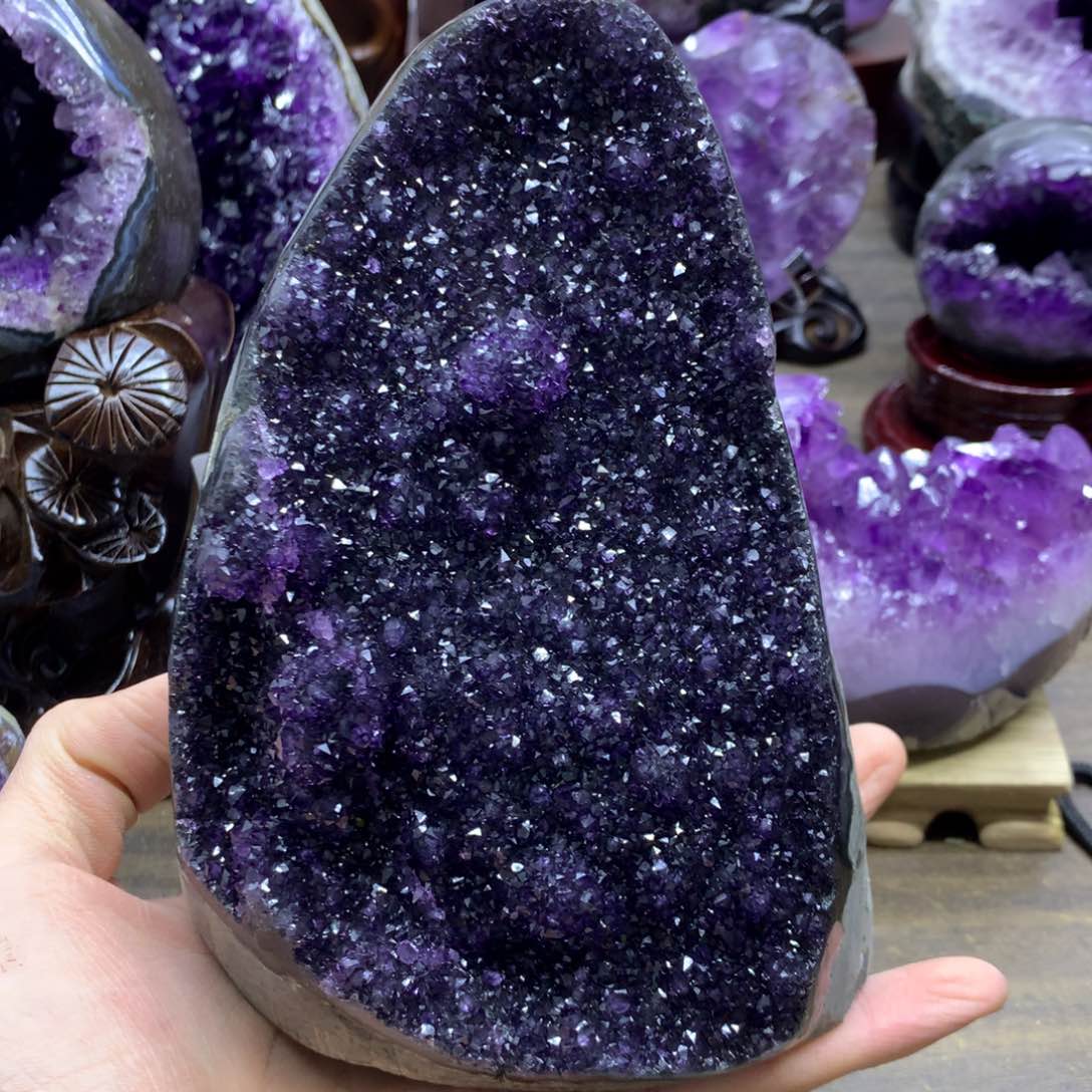 紫晶大型摆件（非配饰）未镶嵌