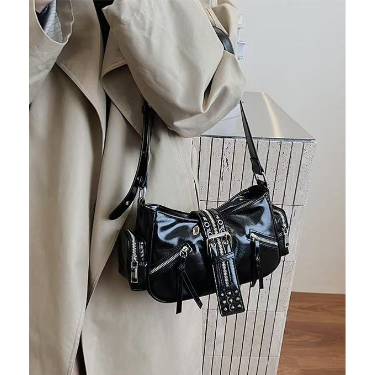 y2k新款铆钉元素设计斜挎包单肩腋下包78961