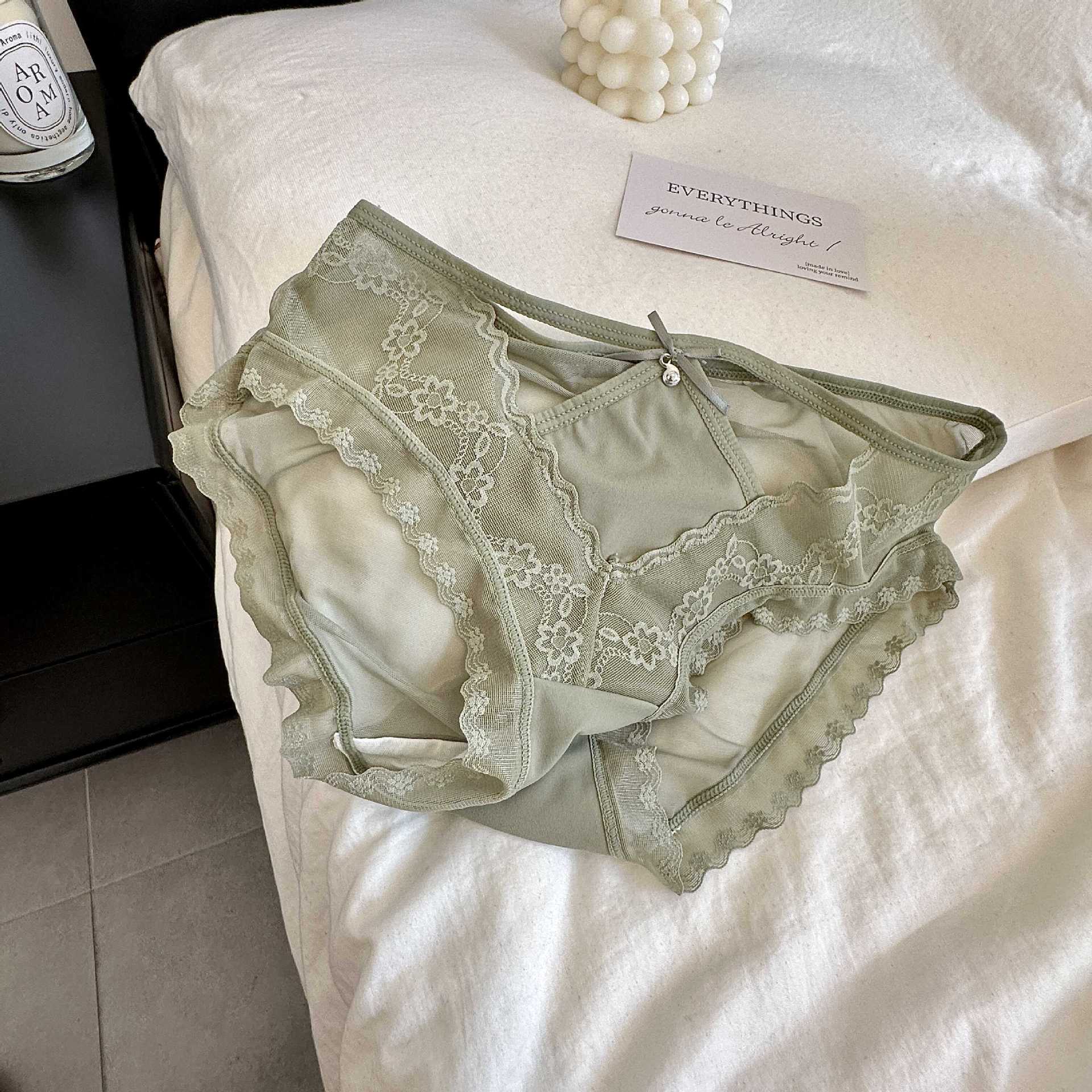 蕾丝内裤包臀诱惑纯欲性感女士新款夏季薄款冰丝无痕中腰三角短裤