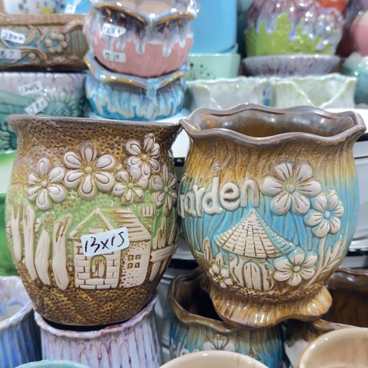 凑9块包邮，有孔花盆