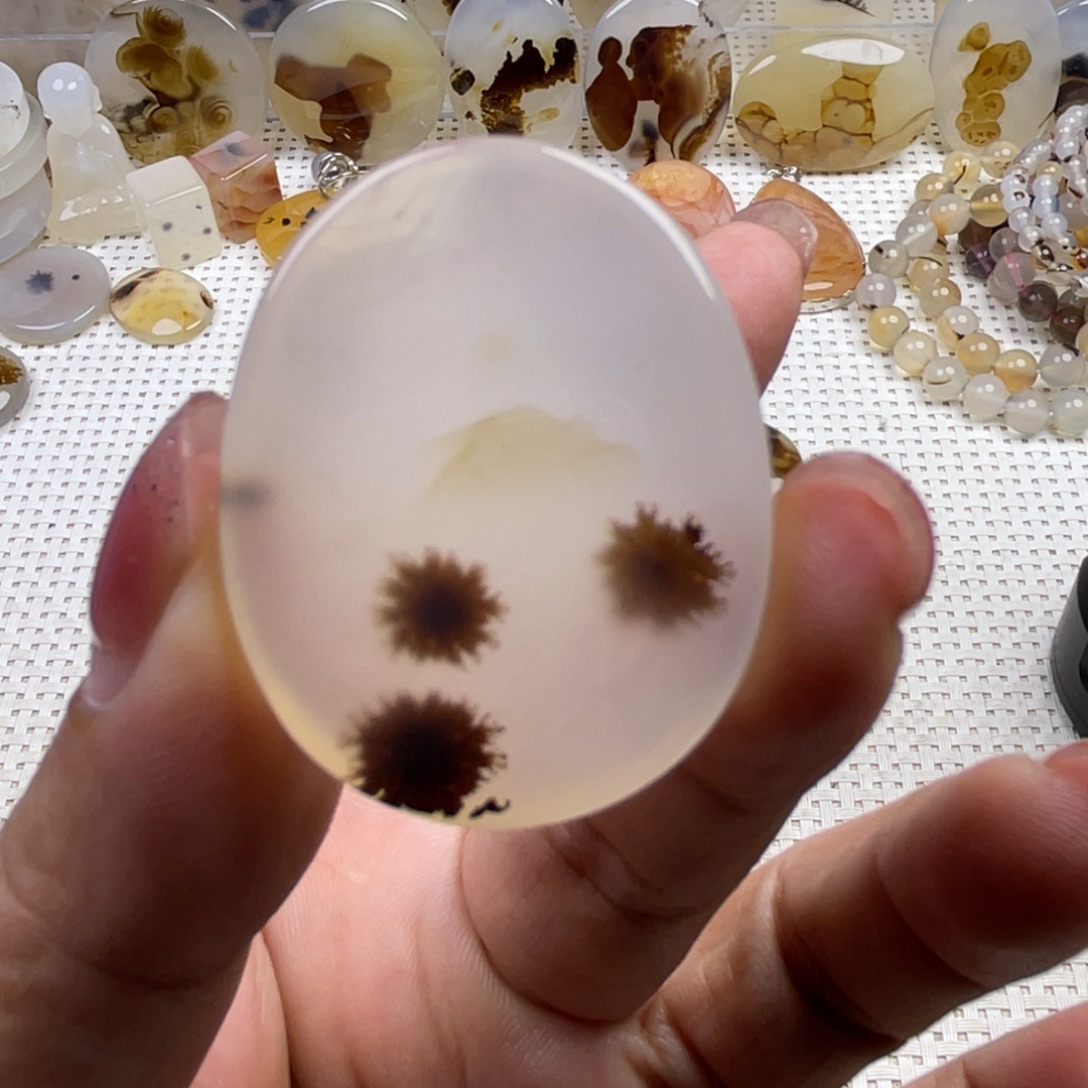 玛瑙/玉髓未镶嵌颈饰