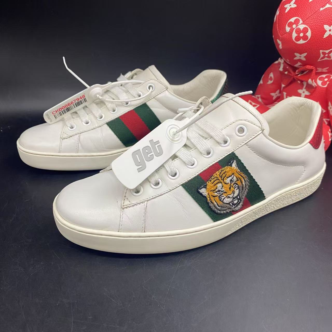 95新 GUCCI/古驰 ACE白色虎头舒适时尚低帮板鞋40.5欧码ddm787