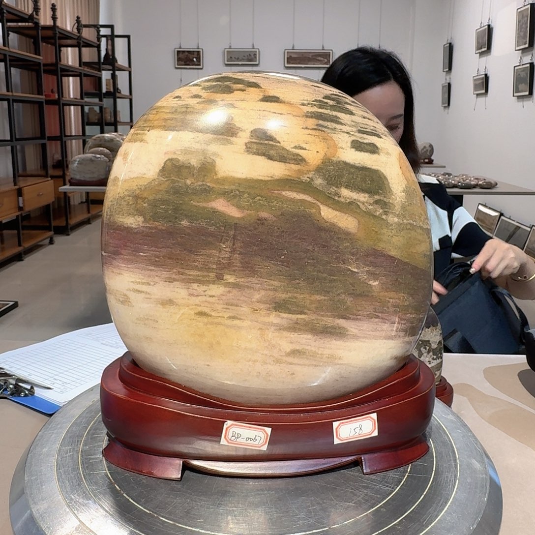 20×24×9 长江画面石摆件