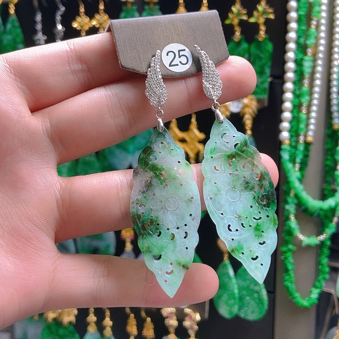 翡翠未镶嵌耳饰翡翠