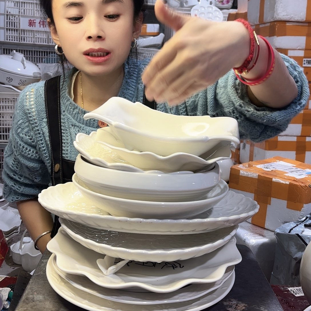 盘微瑕产品………09十件套