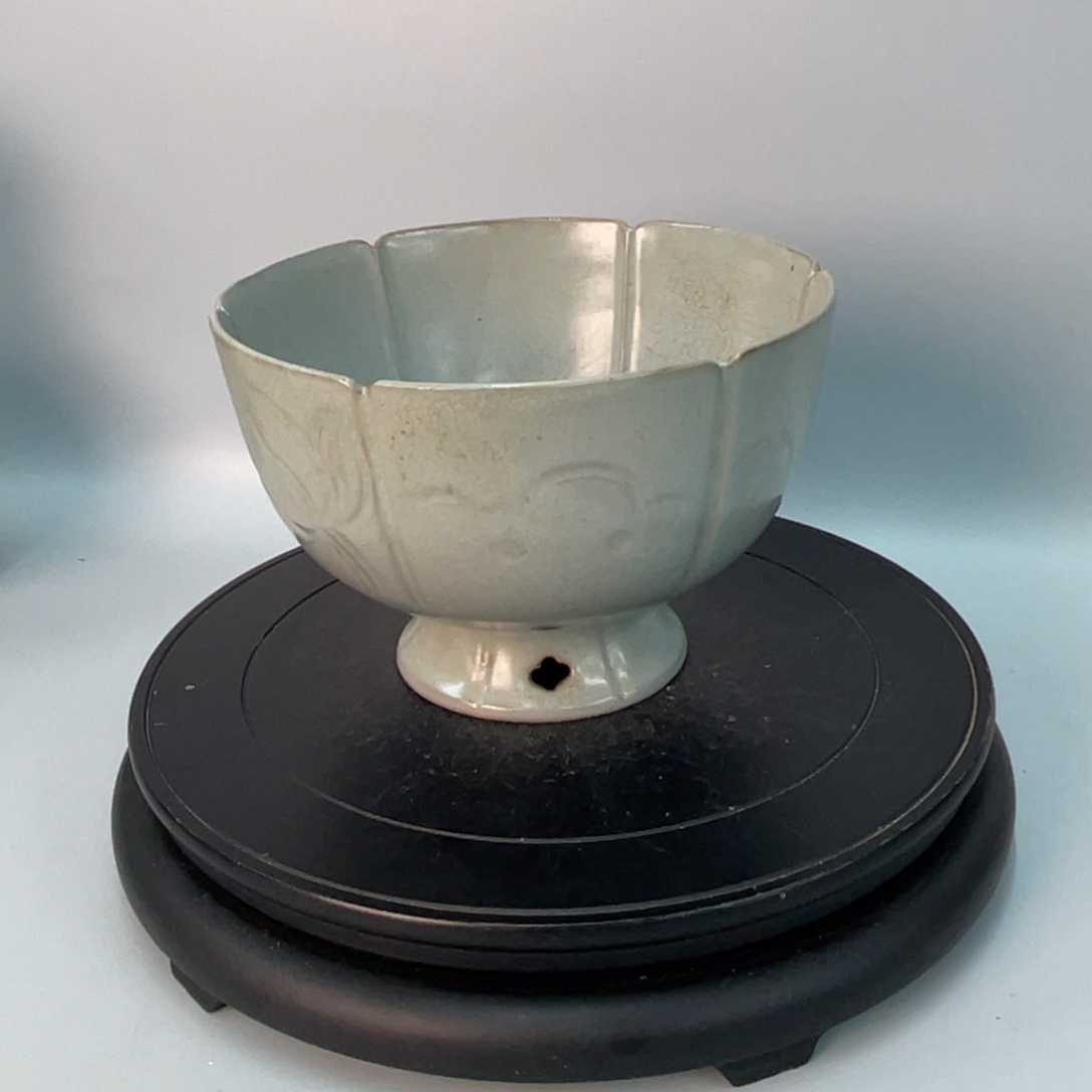 掌***舵摆件陶瓷制品制作技术研究