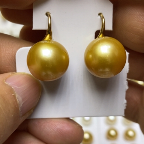 海水珍珠耳饰18K金镶嵌