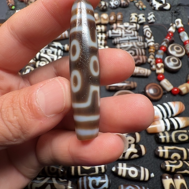 陈***风大叶紫檀（黑酸枝木类）