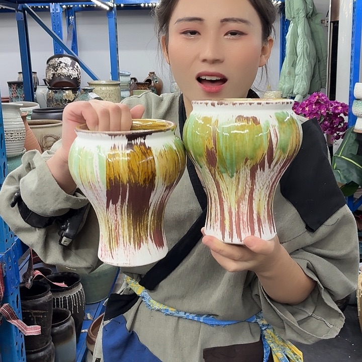 12+17 -粗陶花盆有孔