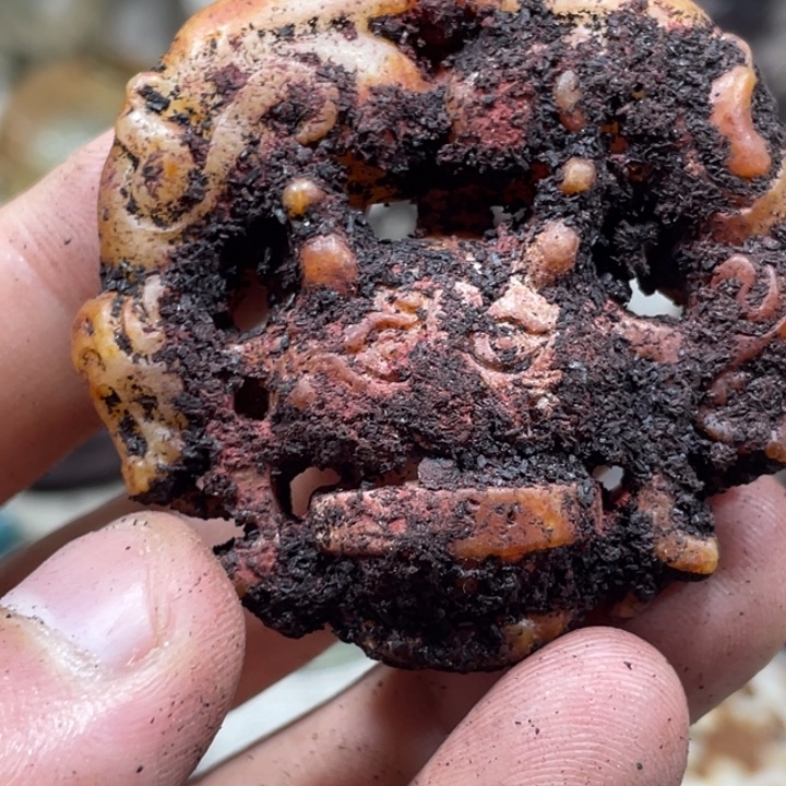 栖***计和田玉（糖玉）未镶嵌颈饰