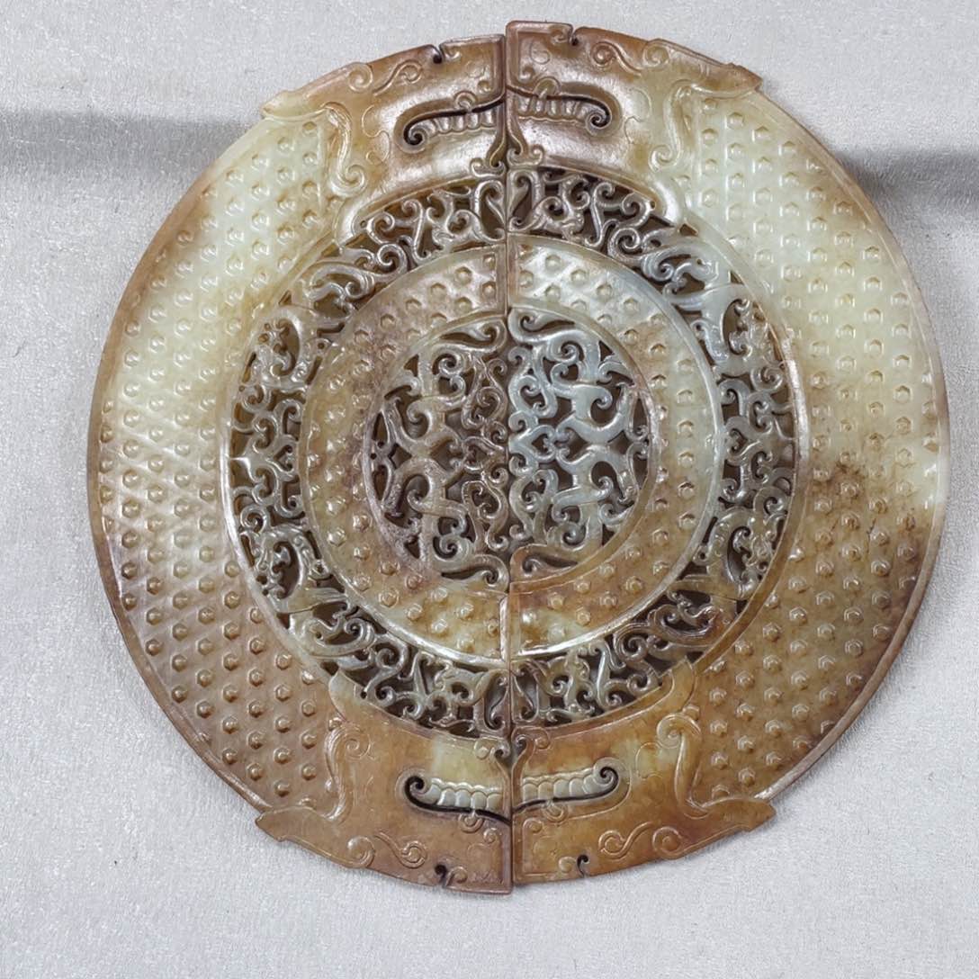 和田玉（糖玉）颈饰未镶嵌不*楼