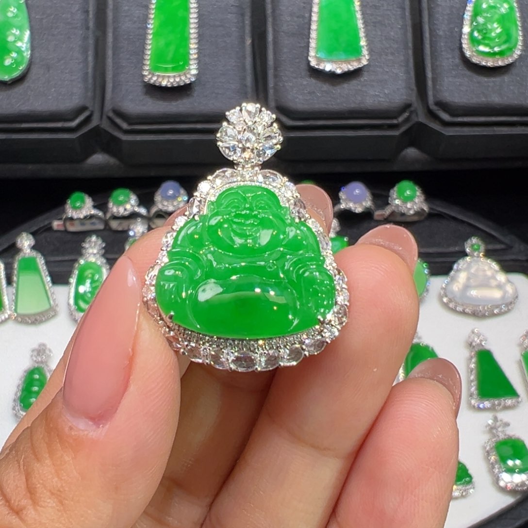 翡翠18K金镶嵌颈饰收到货48小时鉴赏期