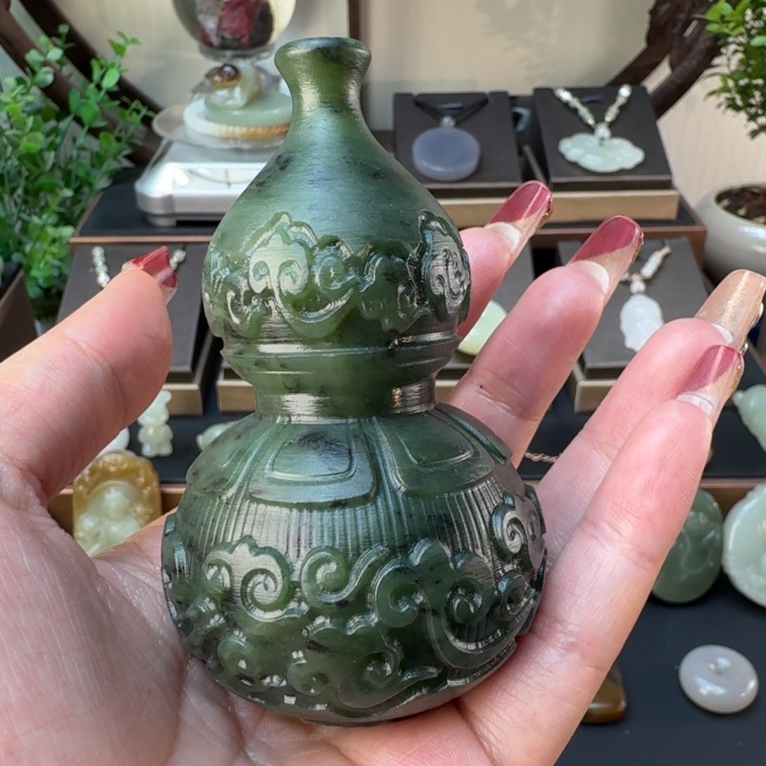 和田玉挂件未镶嵌?****光