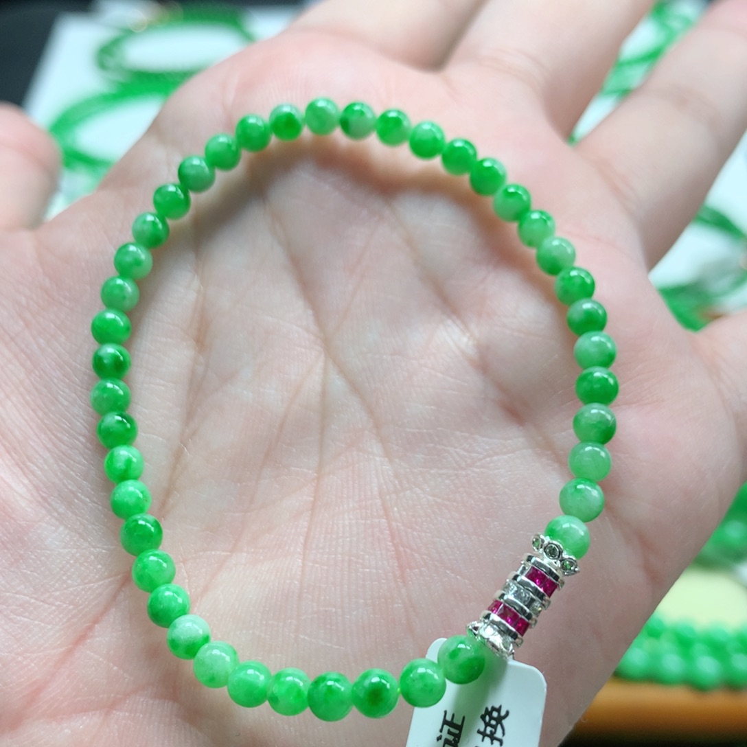 翡翠未镶嵌手链翡翠