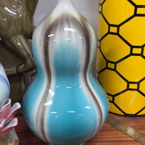 瓶瑕疵。。。。。。。。。。。。。。。。。。