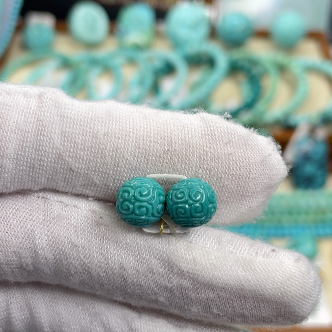 绿松石未镶嵌挂件