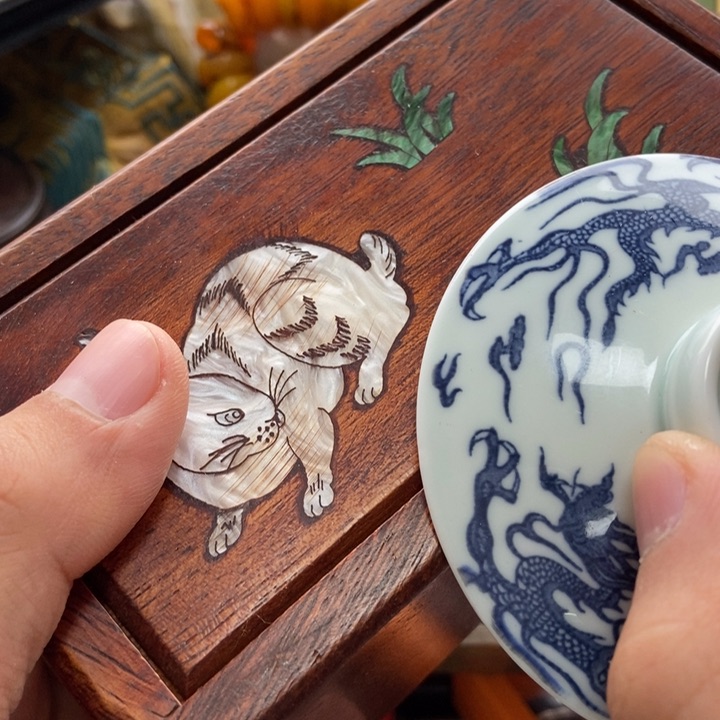 瓷片哈哈哈哈哈哈哈哈哈哈哈