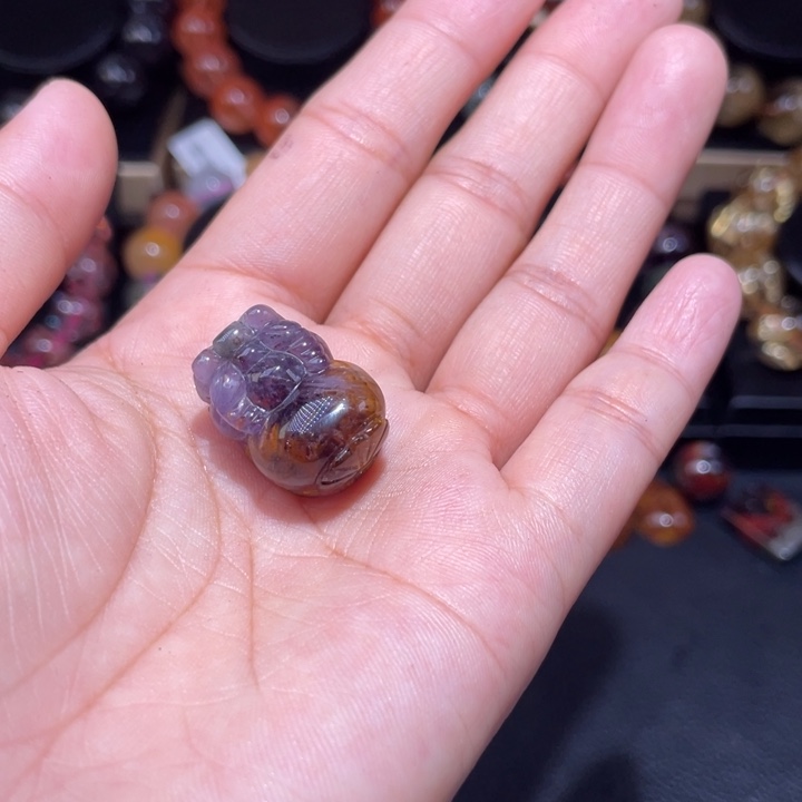 水晶颈饰未镶嵌?****清极光紫钛貔貅