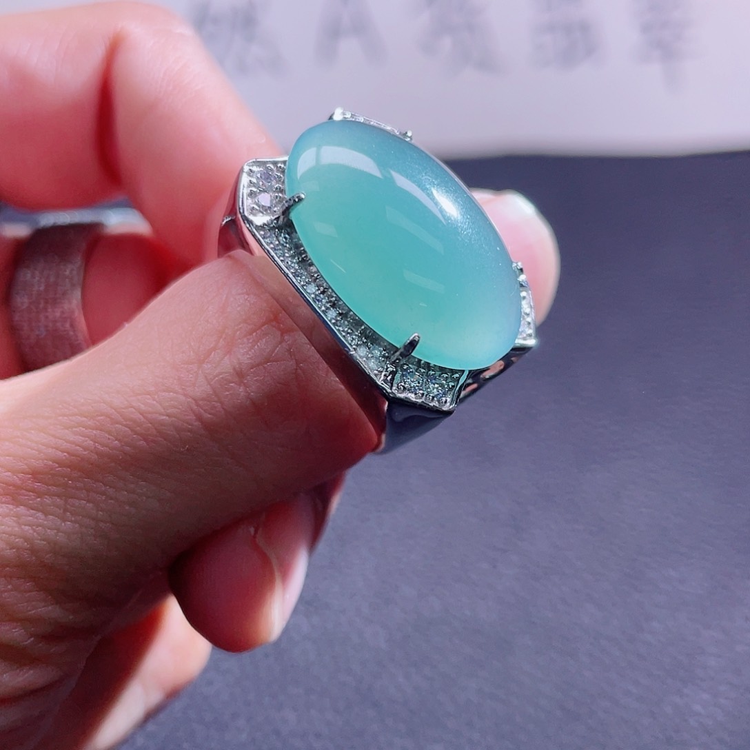 翡翠颈饰银S925镶嵌888888888