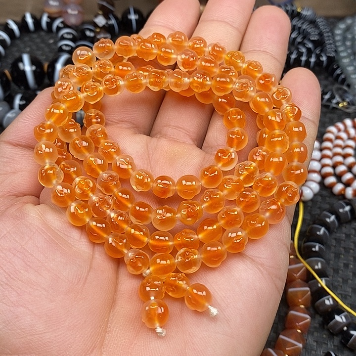 我***个玛瑙/玉髓手链未镶嵌