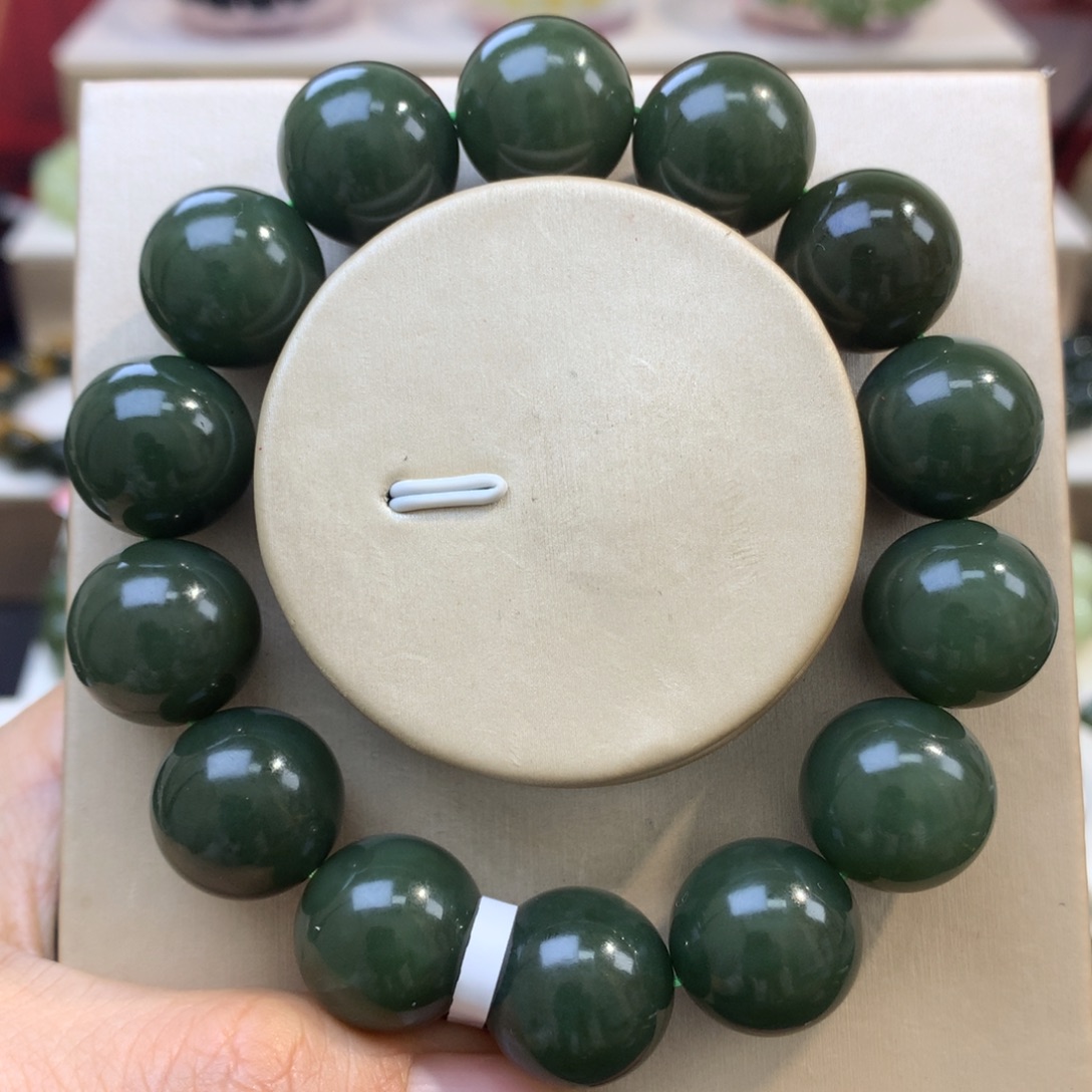 和田玉未镶嵌手链