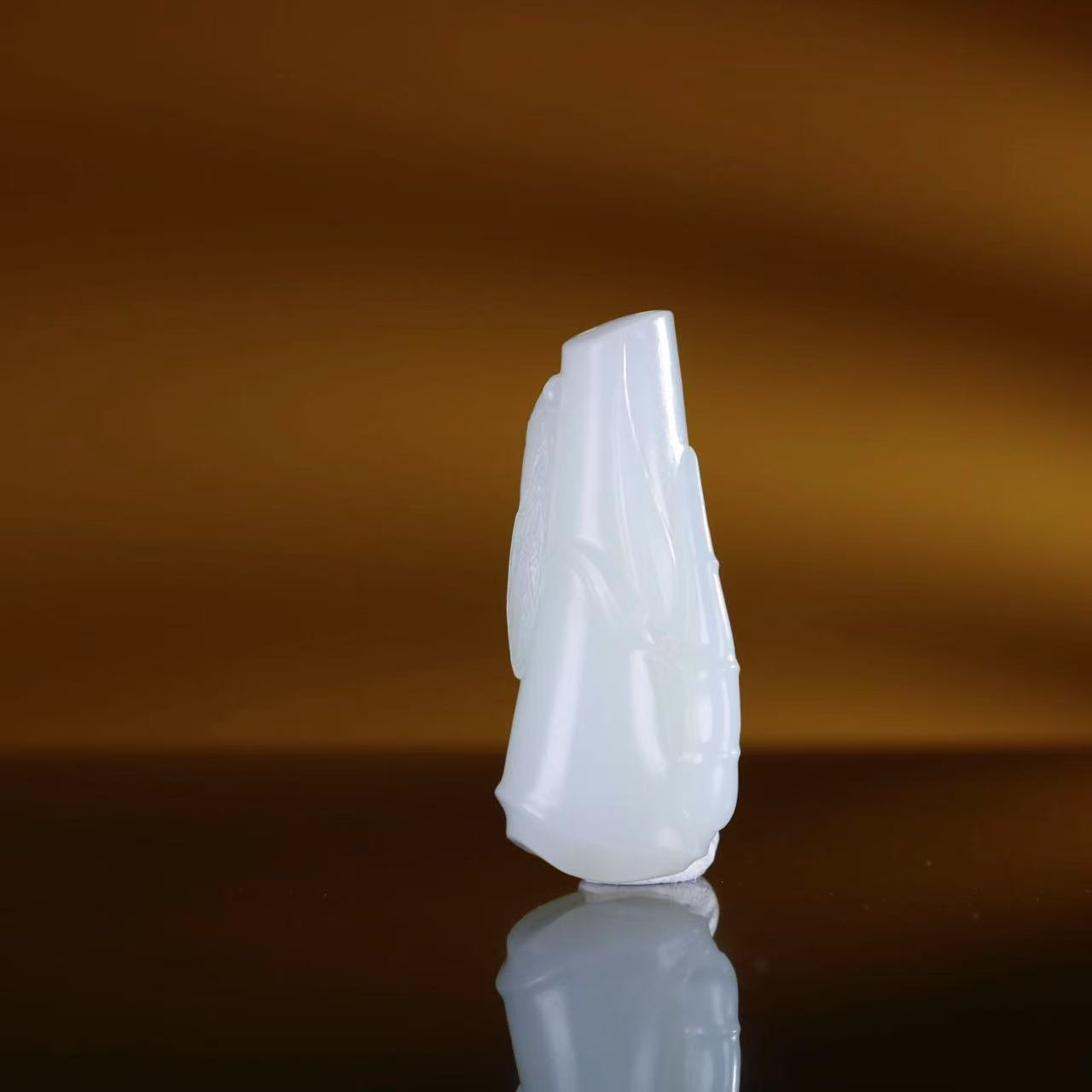 YJPM-00217精品和田玉挂件节节高升